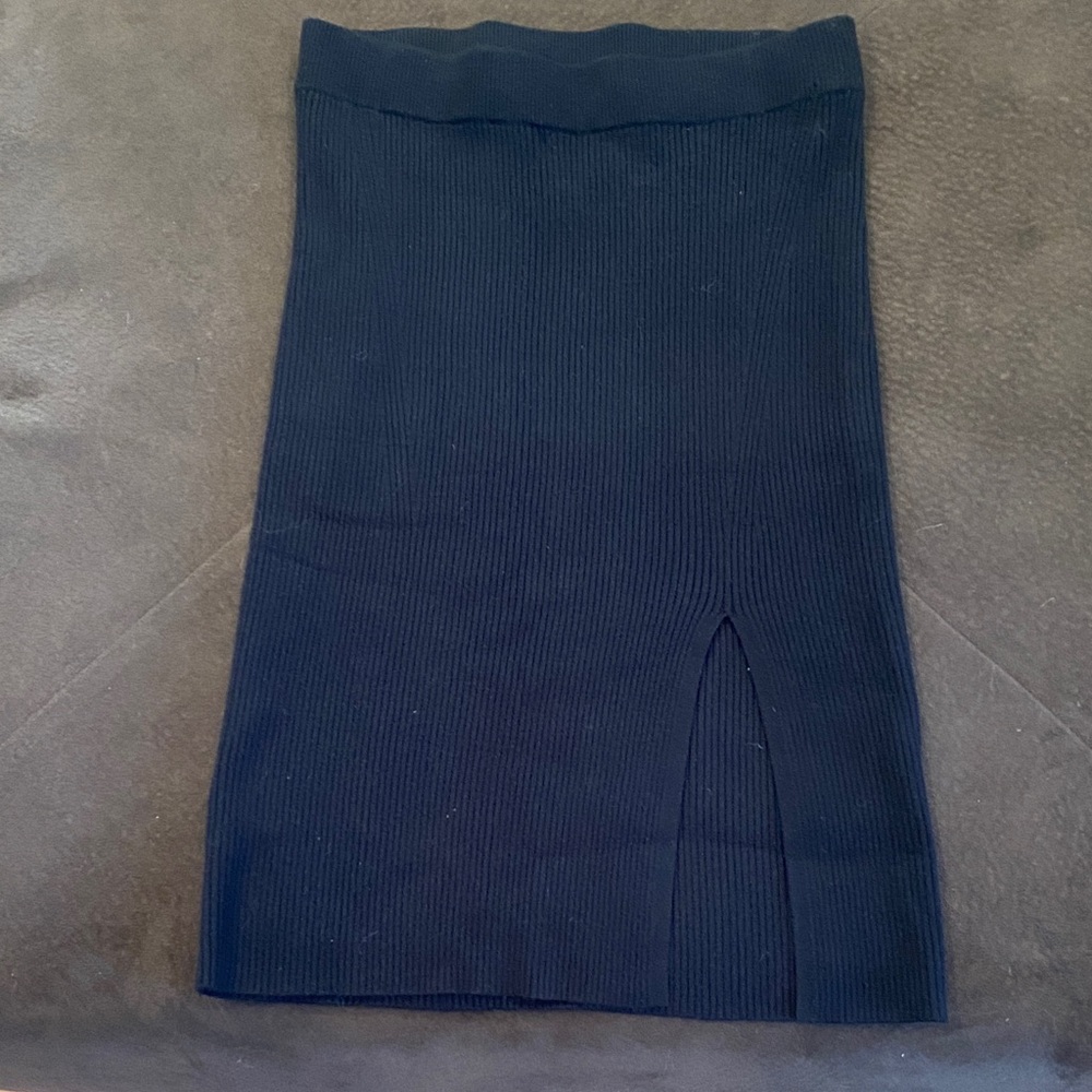 Abercrombie & Fitch Black Ribbed Pencil Skirt